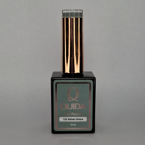 Quida Gelpolish 132 Ashen Grace – Koelgrijze gelpolish met moderne finesse